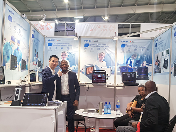 O oloa a Yonkermed o loʻo faʻaalia i le 2023 South African Health Exhibition (7)