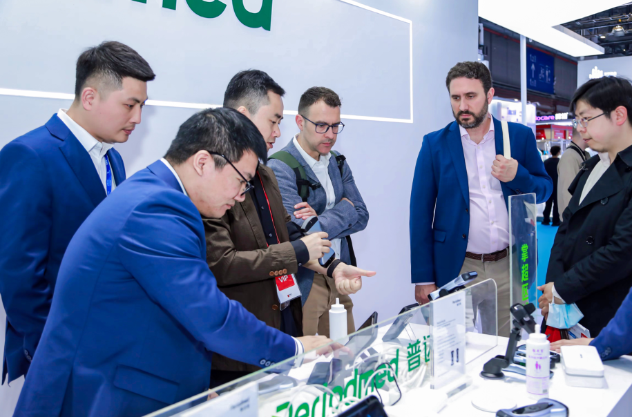 many people at the exhibition